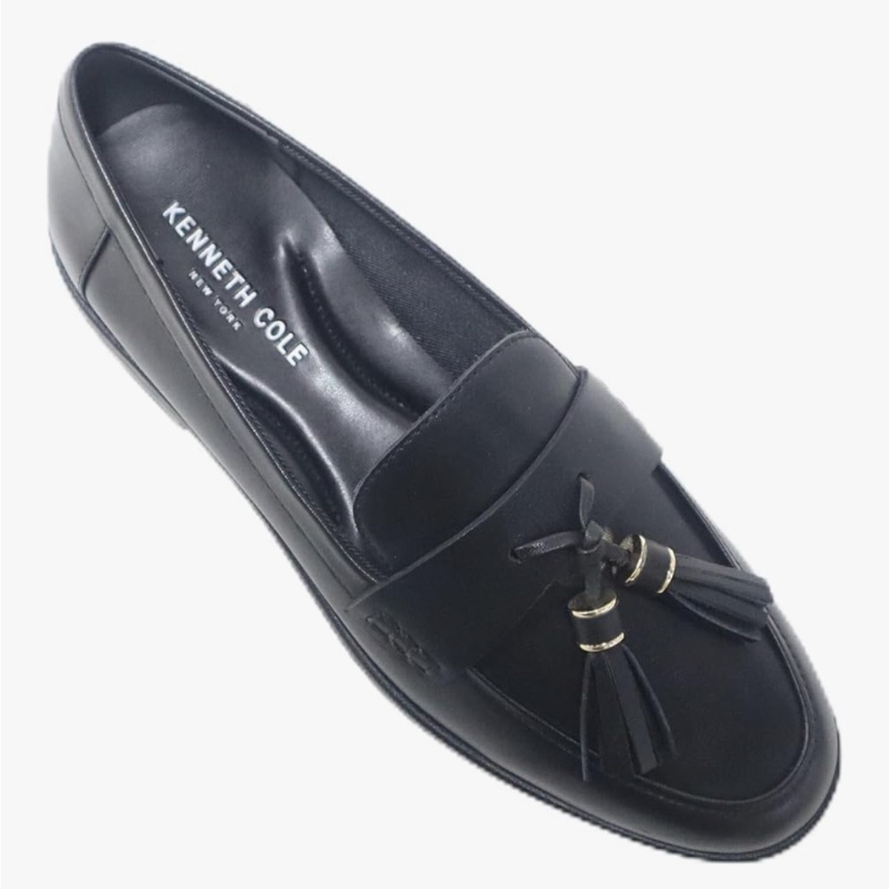 Kenneth Cole Black Leather Tassel Loafers